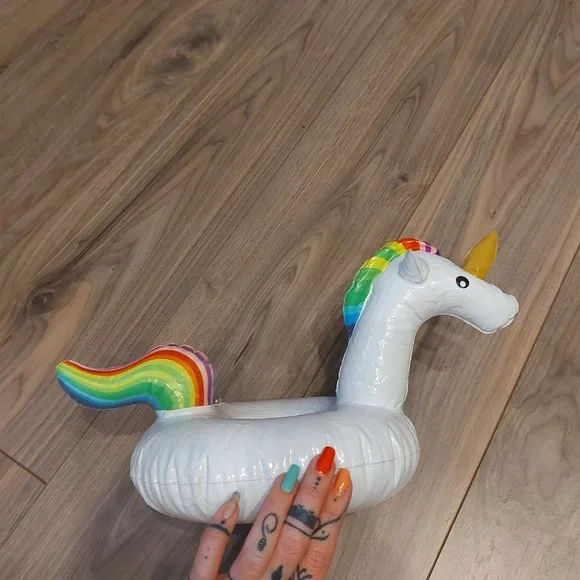🙊 3/$10🙊 Unicorn Drink Floaty - Picture 4 of 4